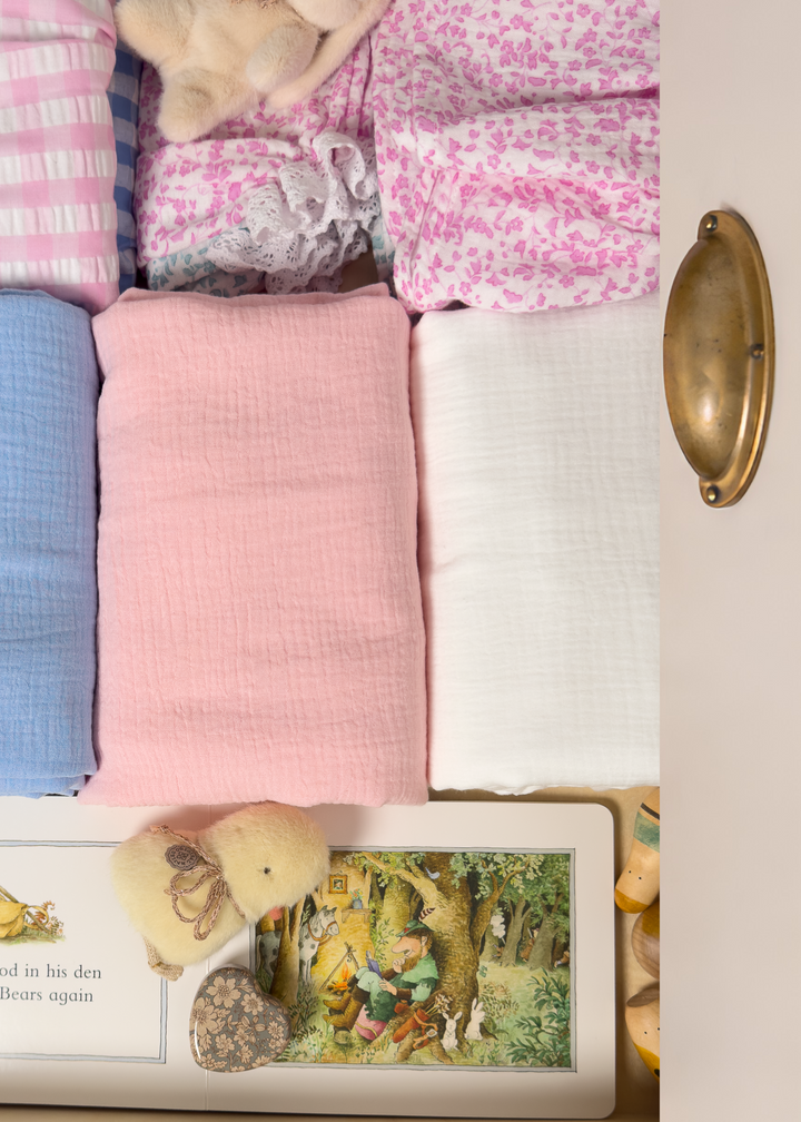 Classic Swaddle Blanket in Pink